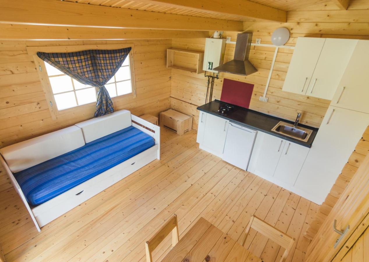 Albergue Restaurante De Artieda Zewnętrze zdjęcie