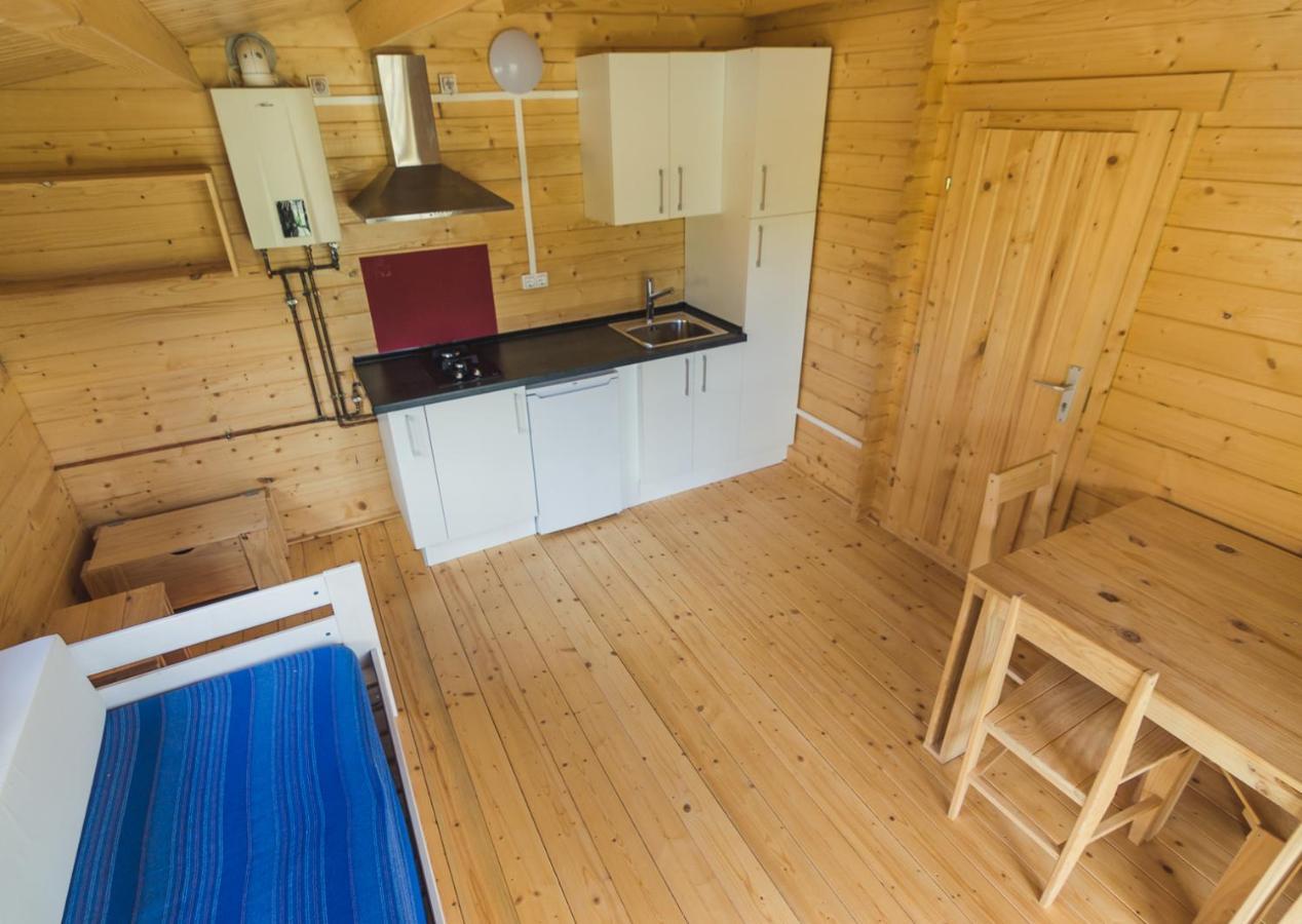 Albergue Restaurante De Artieda Zewnętrze zdjęcie