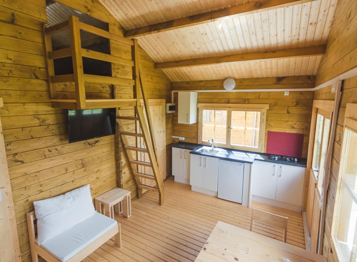 Albergue Restaurante De Artieda Zewnętrze zdjęcie