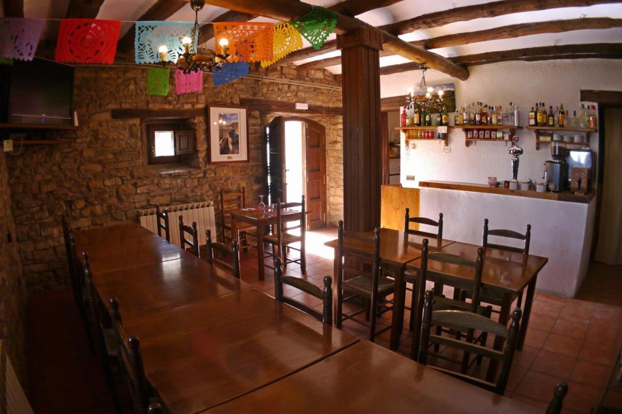 Albergue Restaurante De Artieda Zewnętrze zdjęcie